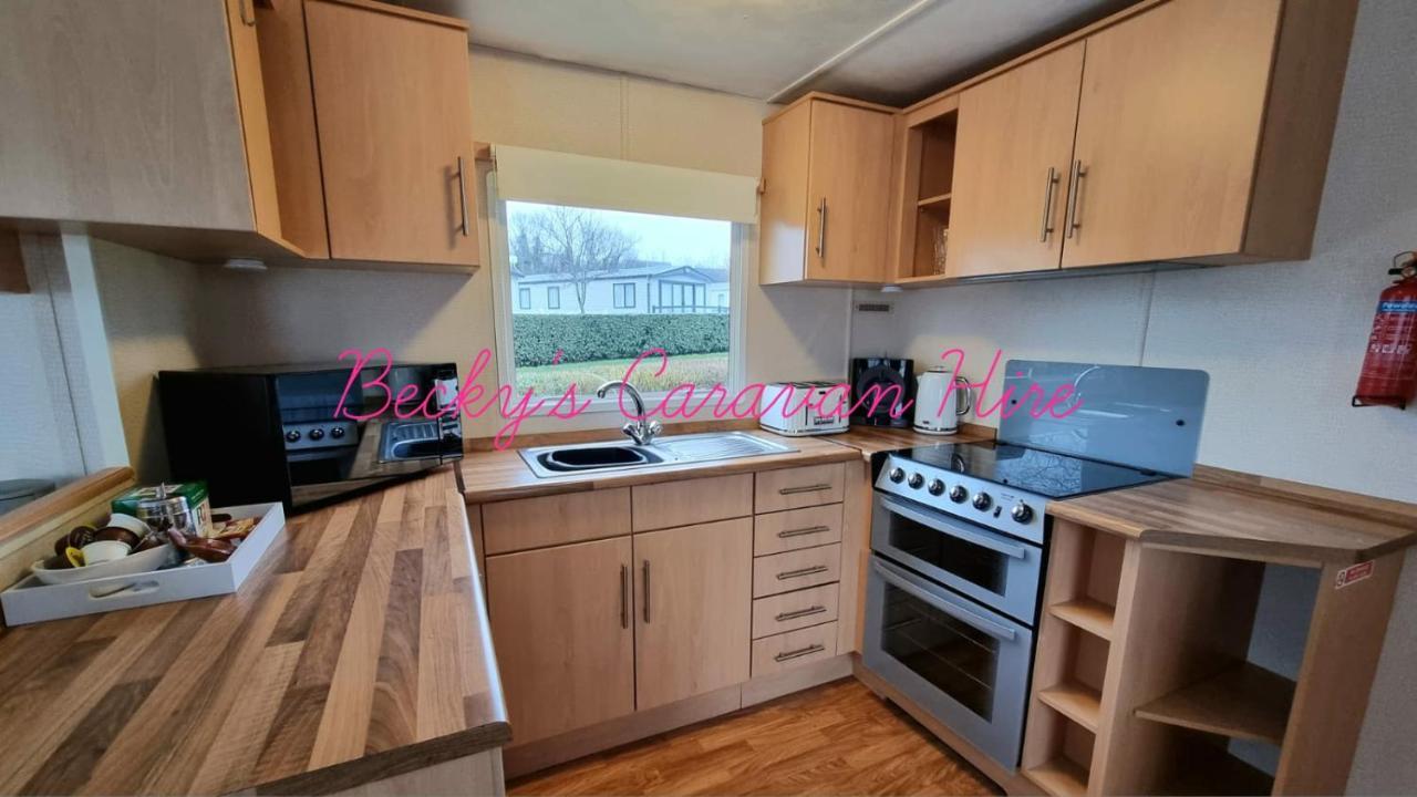 Becky'S Caravan At Marton Mere Blackpool Dış mekan fotoğraf